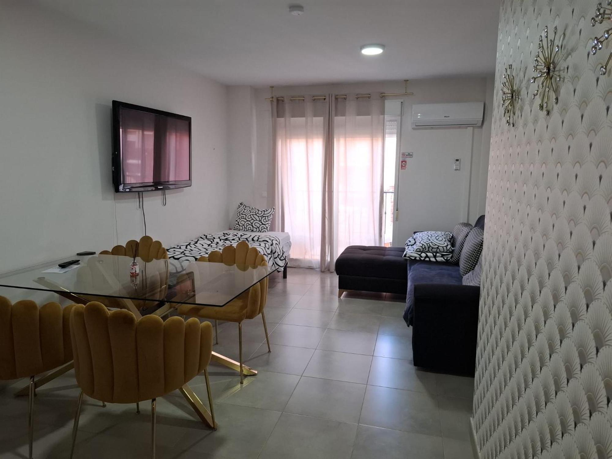 Centrum 4 لقنت المظهر الخارجي الصورة